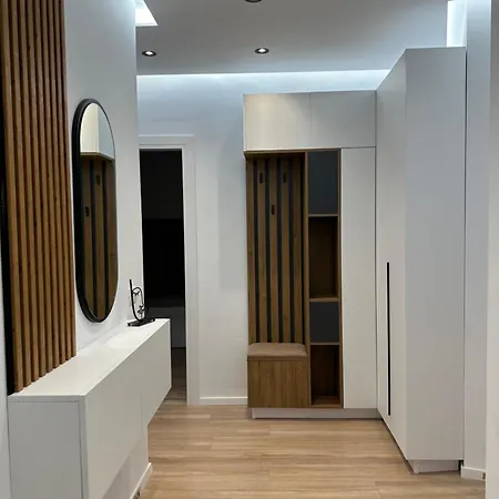 Apartment Escaped In Tirana